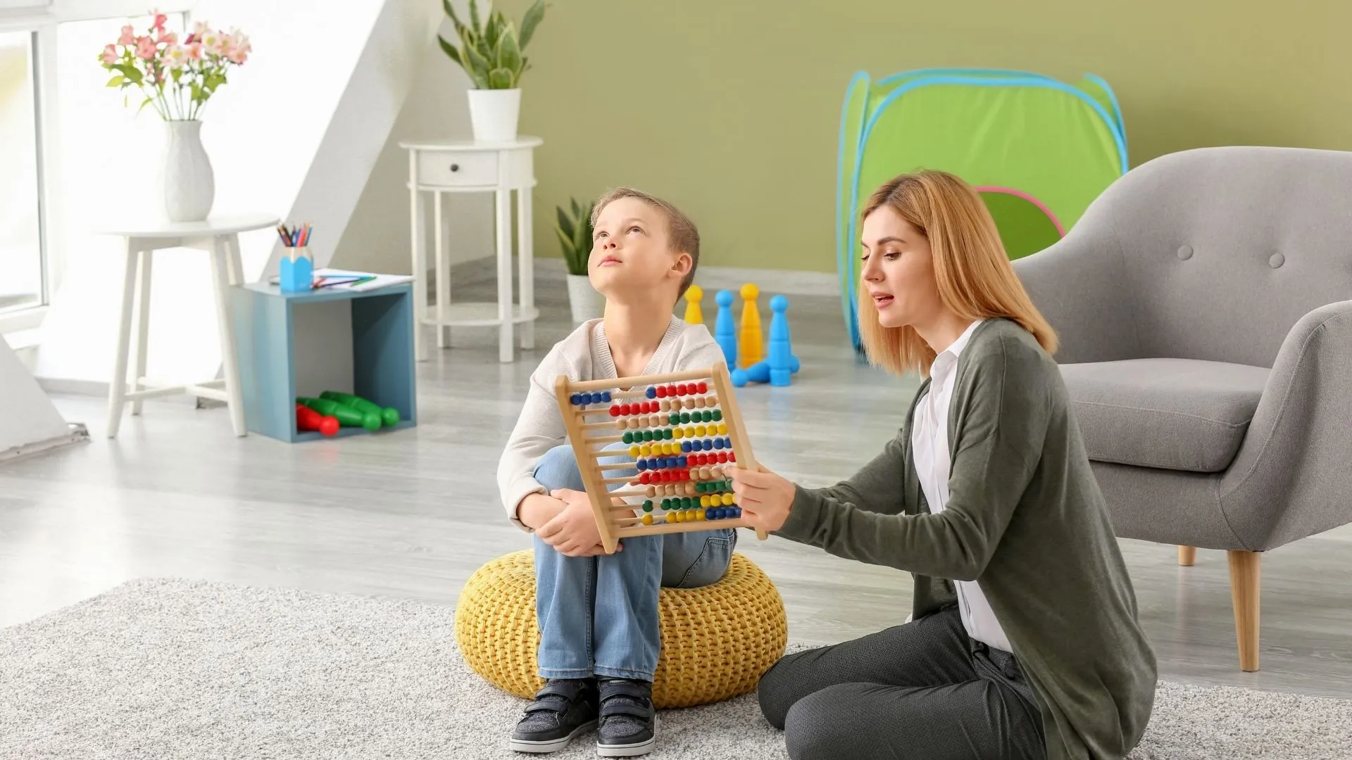 Otizm desteği için ilk görüşmeye hazırlanan aileler için rehber